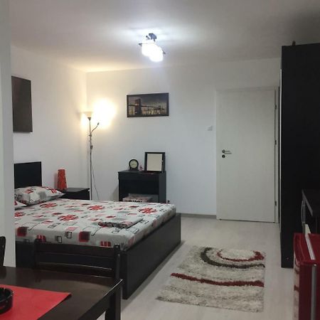 Faleza Apartment Galaţi Exteriör bild