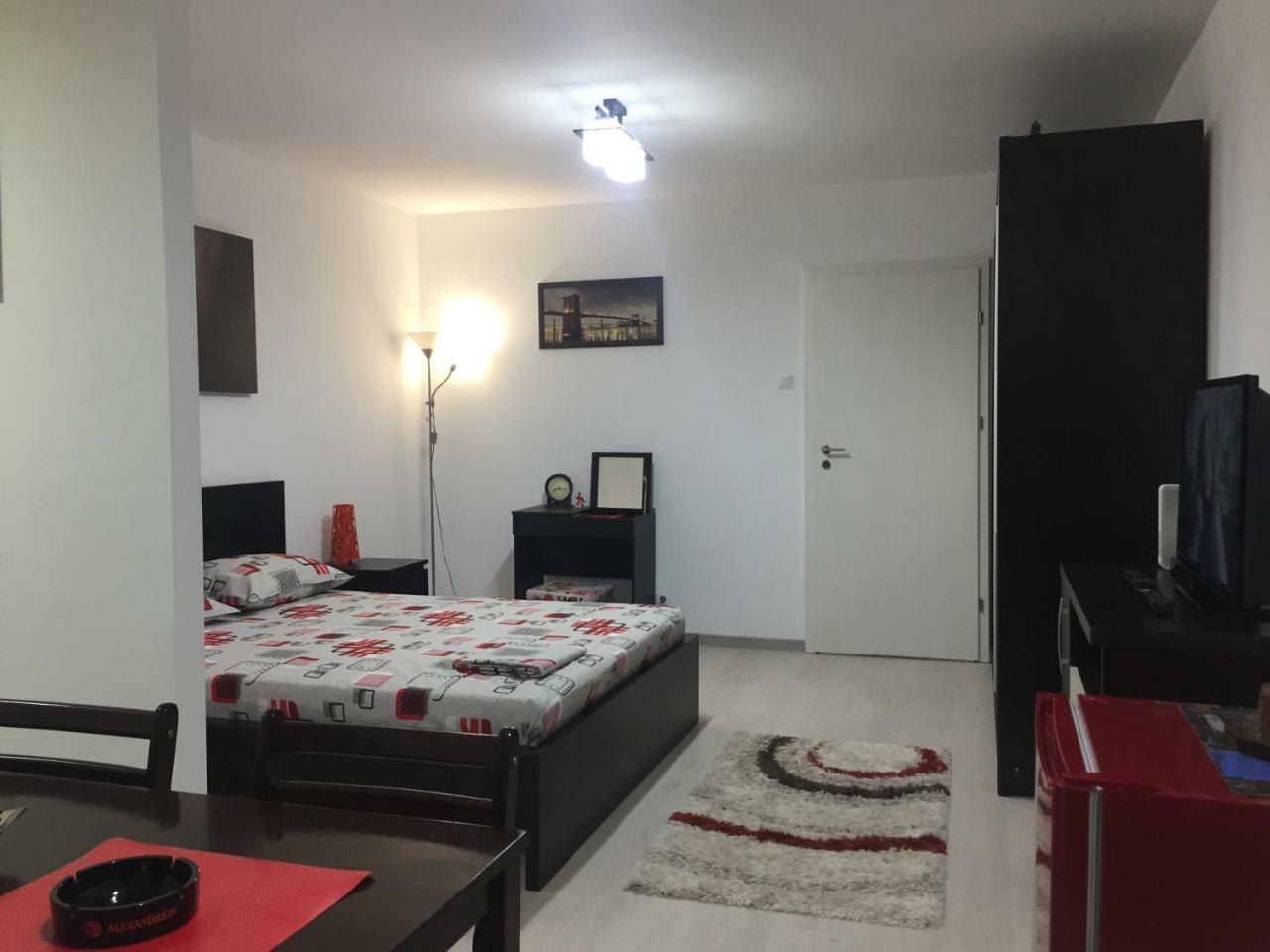 Faleza Apartment Galaţi Exteriör bild